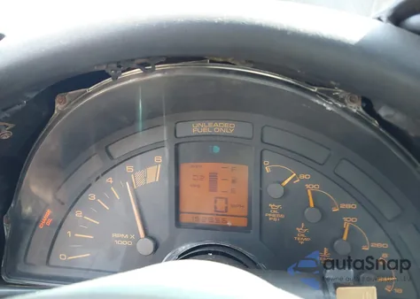 1990 Chevrolet Corvette z USA, uszkodzony, nr VIN 1G1YY2388L5111727